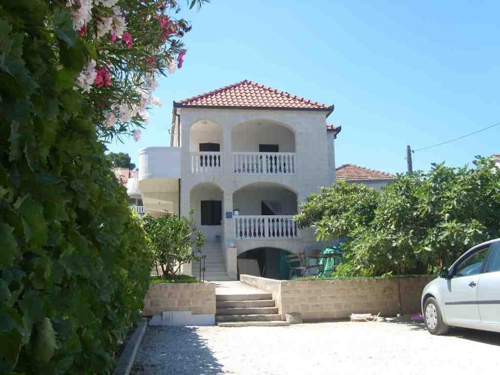Apartments And Rooms By The Sea Sutivan, Brac - 2943 外观 照片
