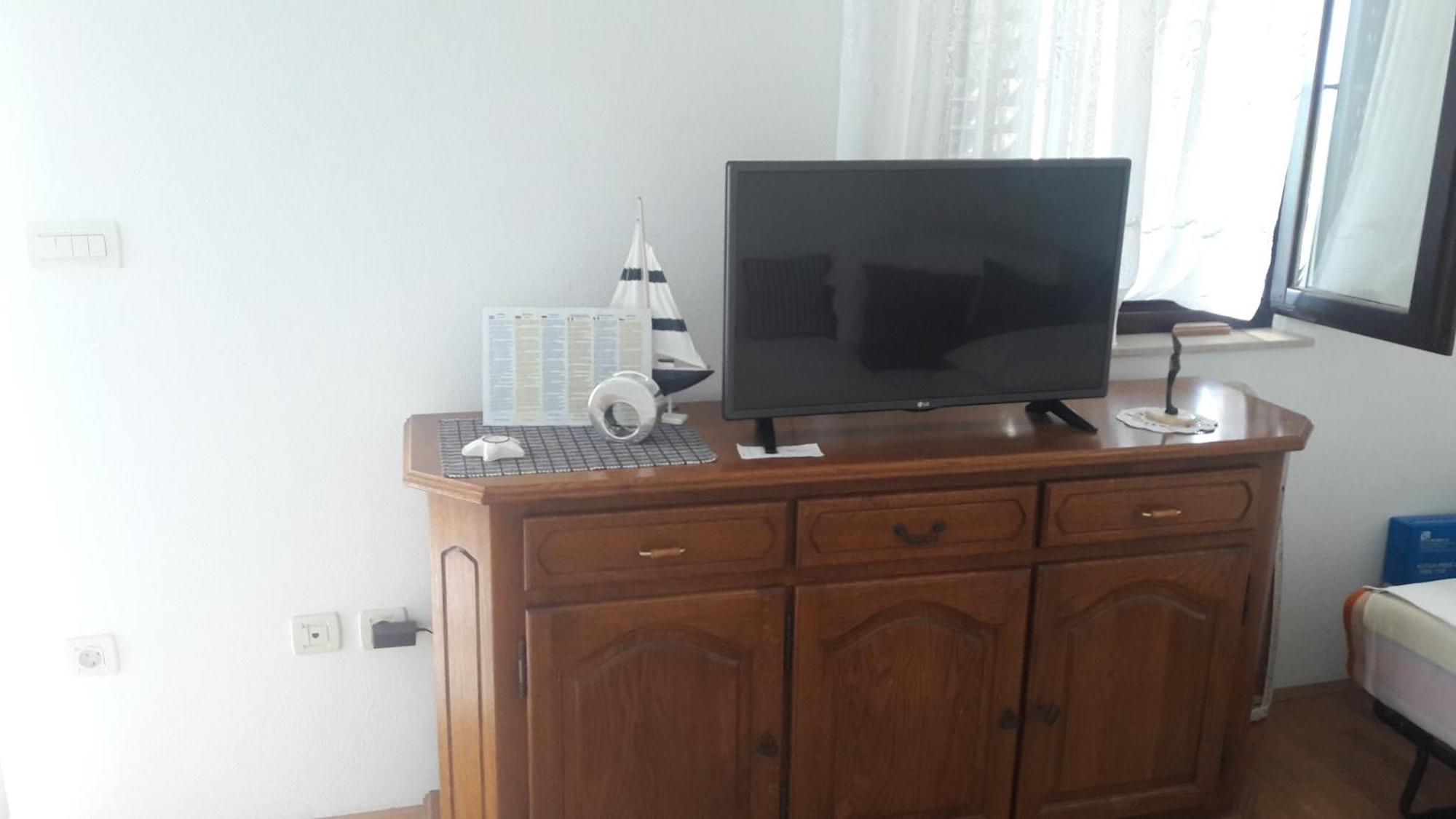 Apartments And Rooms By The Sea Sutivan, Brac - 2943 客房 照片
